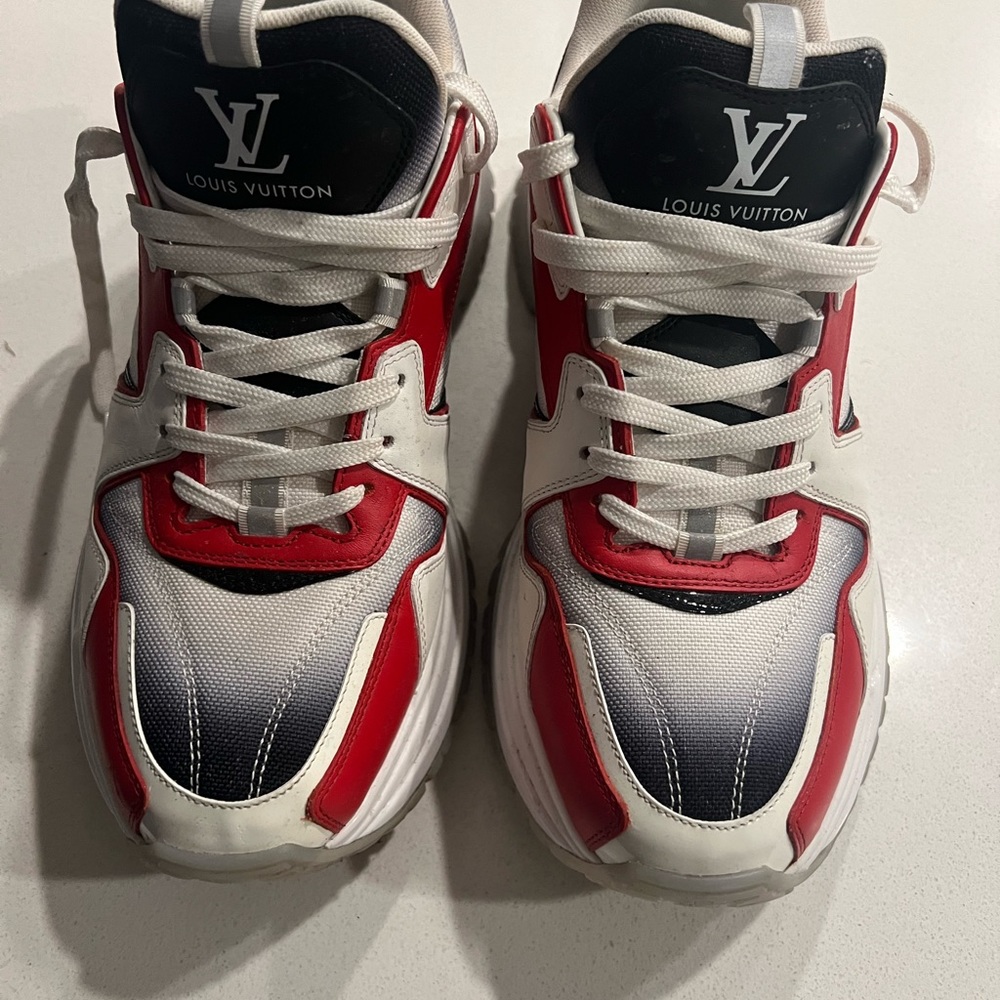 Authentic Louis Vuitton sneakers men